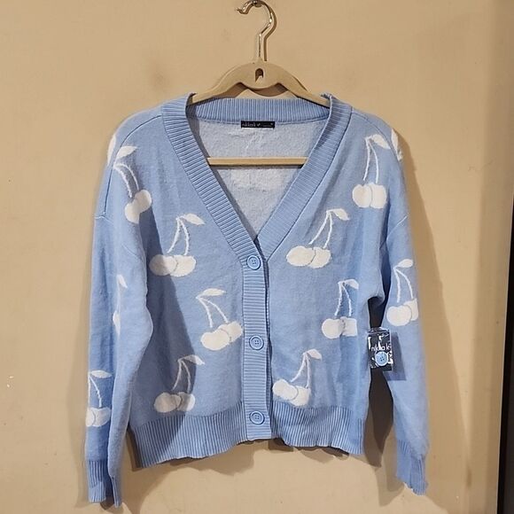 Super cute and fuzzy soft cherry 🍒 😍 sweater size medium NWT - Picture 1 of 5